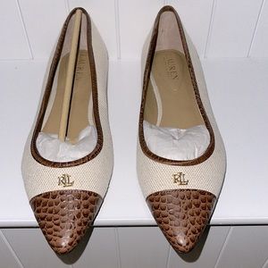 Lauren by Ralph Lauren Cream Pointy Toe Flats